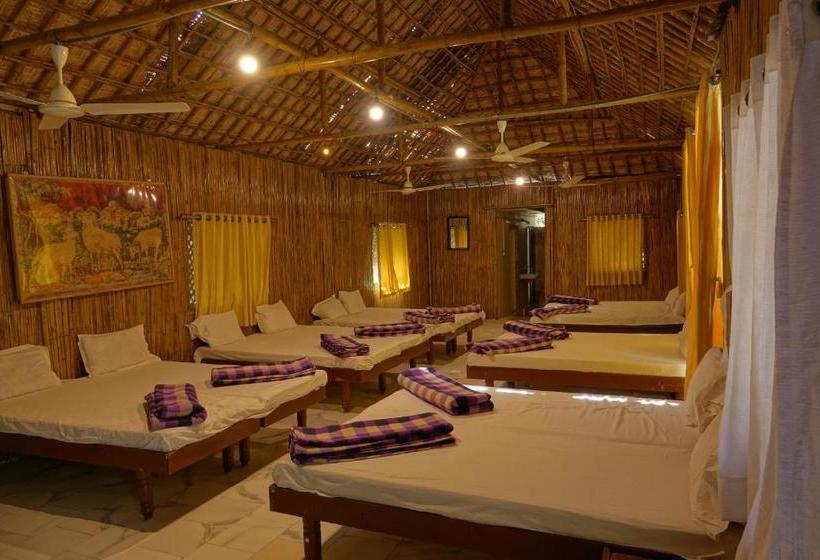 منتجع The Brook Ville