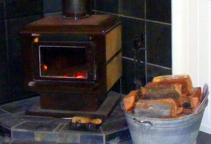 Windswept Country Retreat