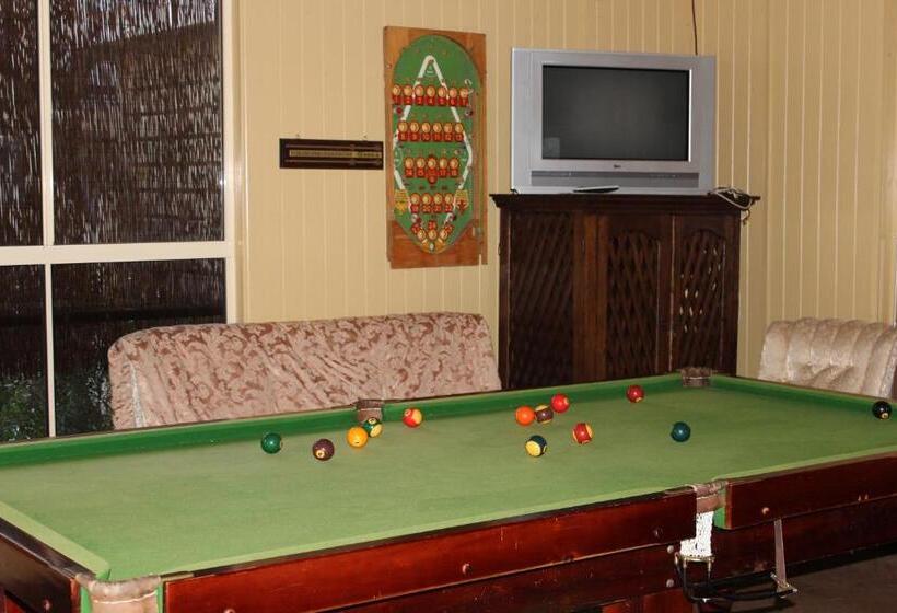 Windswept Country Retreat