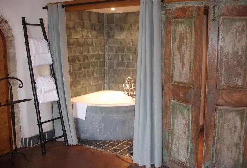 Hotelli Citadelle Vauban Hôtel Musée