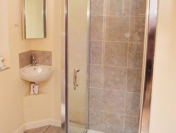 Cotswolds Valleys Accommodation Stony Hs