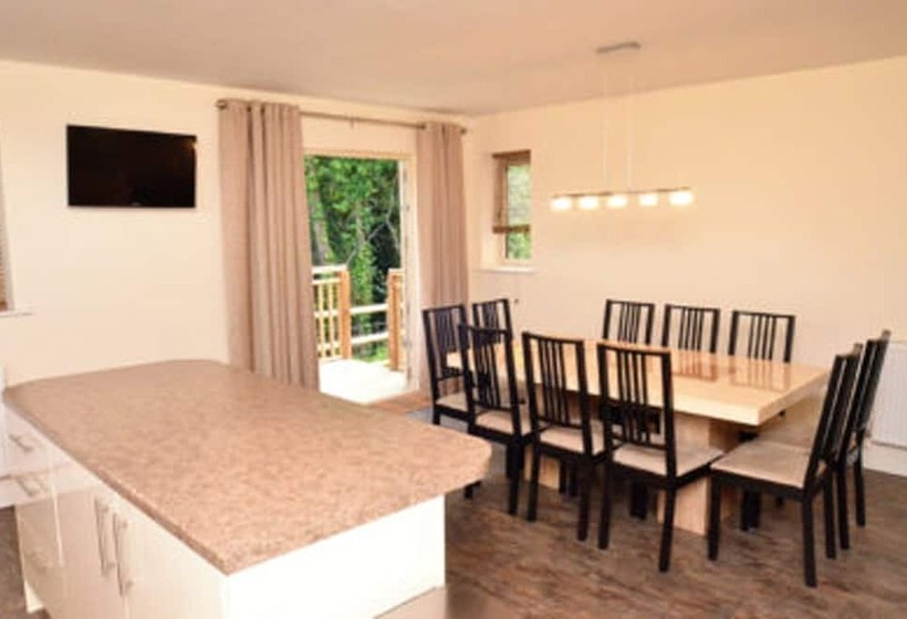 Cotswolds Valleys Accommodation Stony Hs