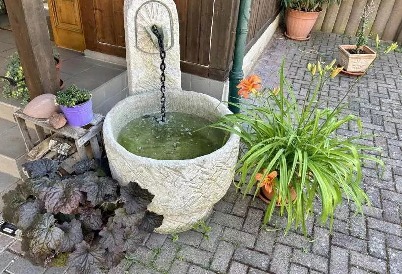 Hostelli Landgasthof Waldeck