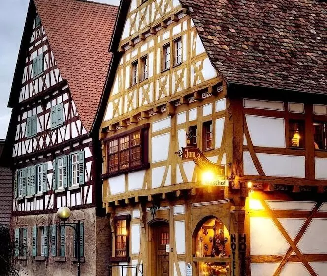 Hotelli Restaurant Zum Nachtwächter