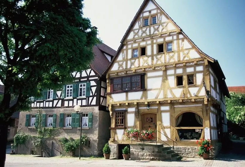 Hotelli Restaurant Zum Nachtwächter