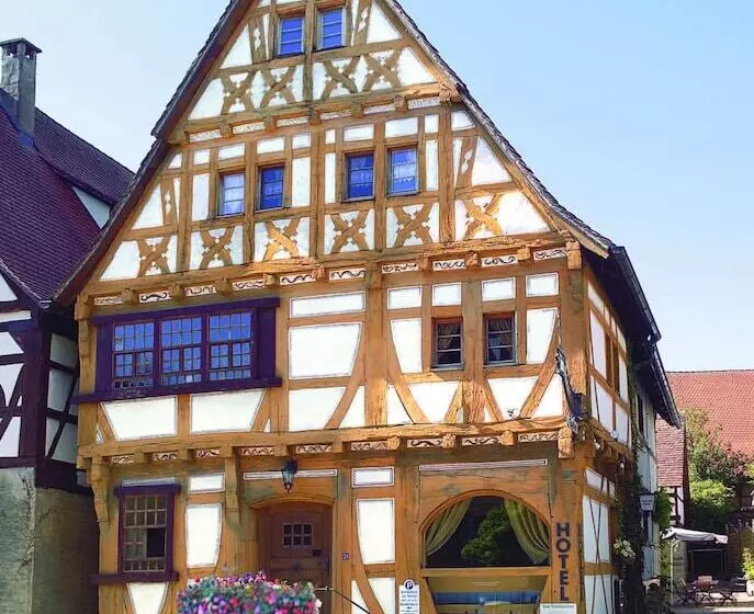 Hotelli Restaurant Zum Nachtwächter