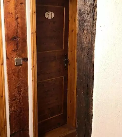 Hotelli Restaurant Zum Nachtwächter