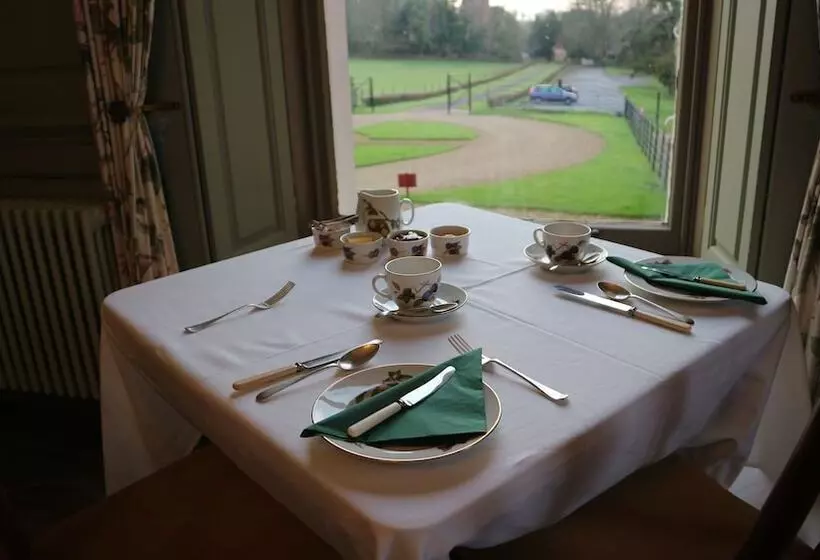 ペンション Crowcombe Court