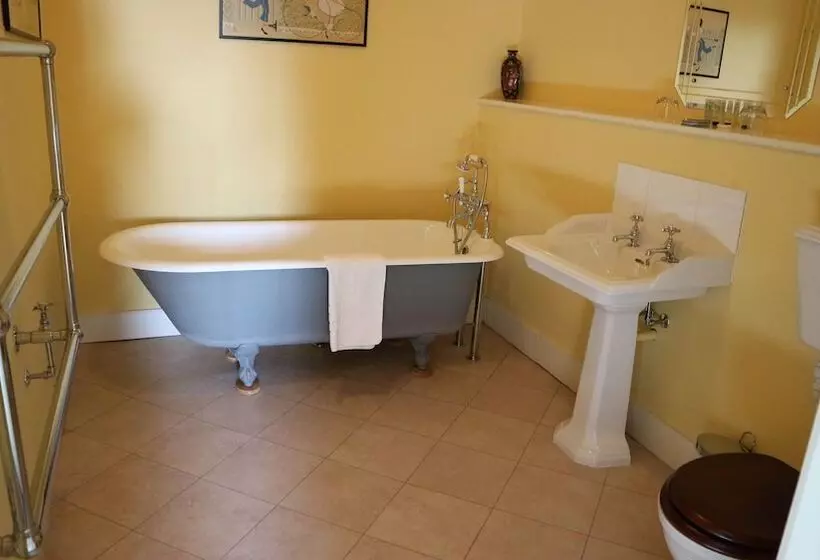 ペンション Crowcombe Court