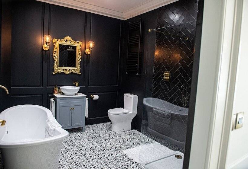 Пансион Crowcombe Court