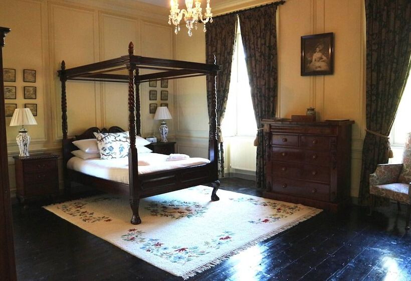 Пансион Crowcombe Court