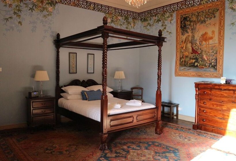 Пансион Crowcombe Court