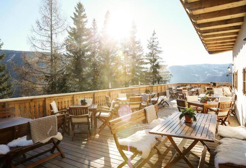 Курорт Almdorf Seinerzeit