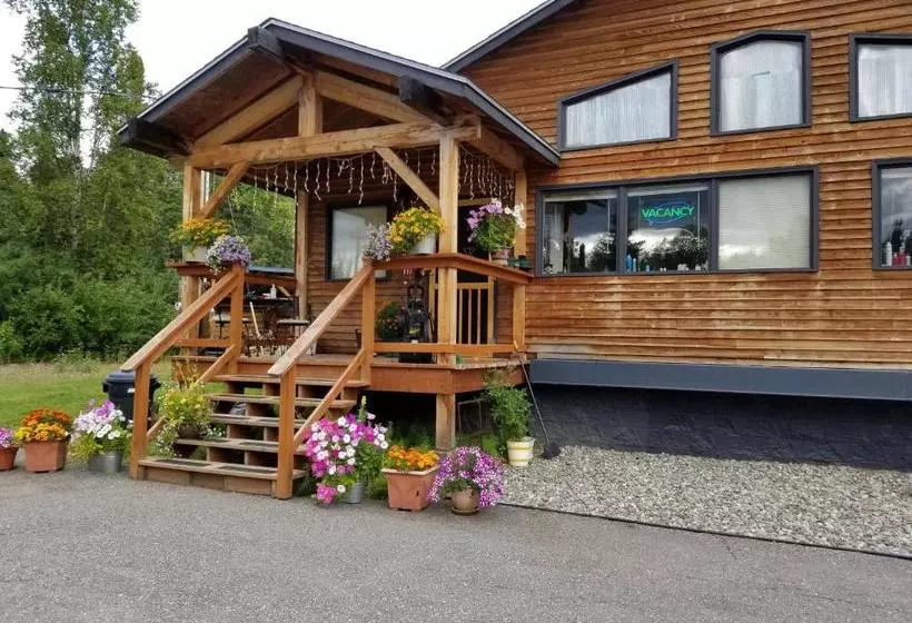 Retkeilymaja Cache Cabins