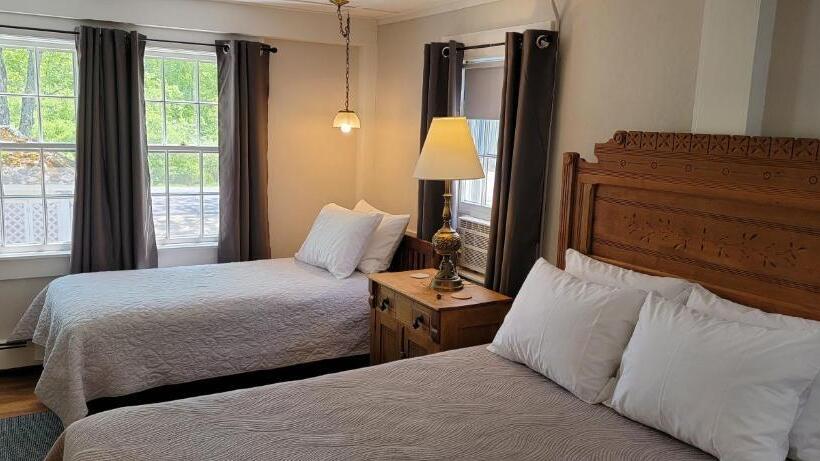 호스텔 Hawks House Inn