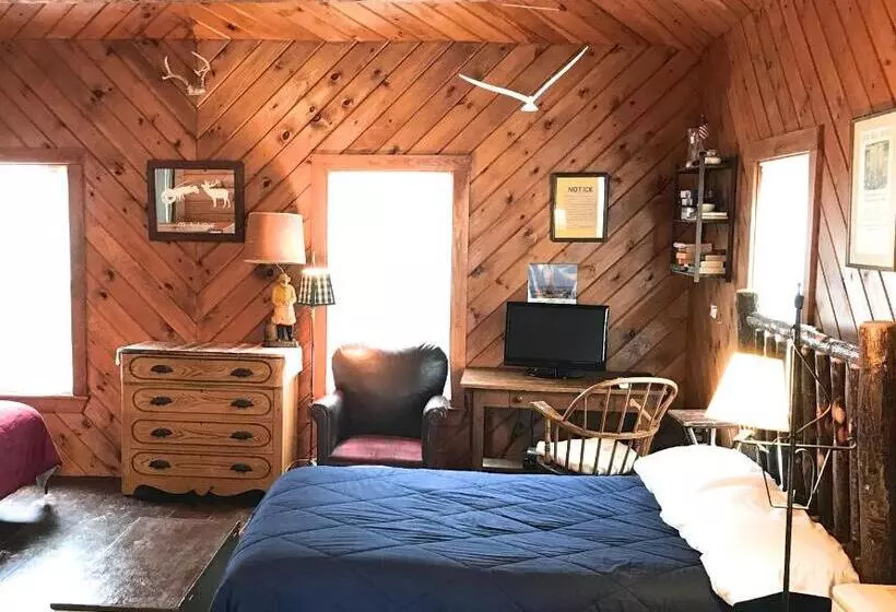 Retkeilymaja West Quoddy Station Llc