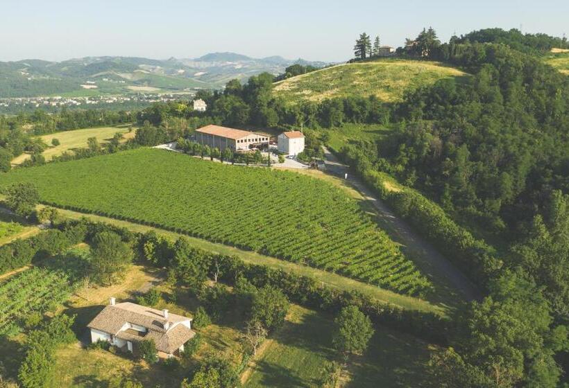 ベッドアンドブレックファースト Agriturismo Oinoe