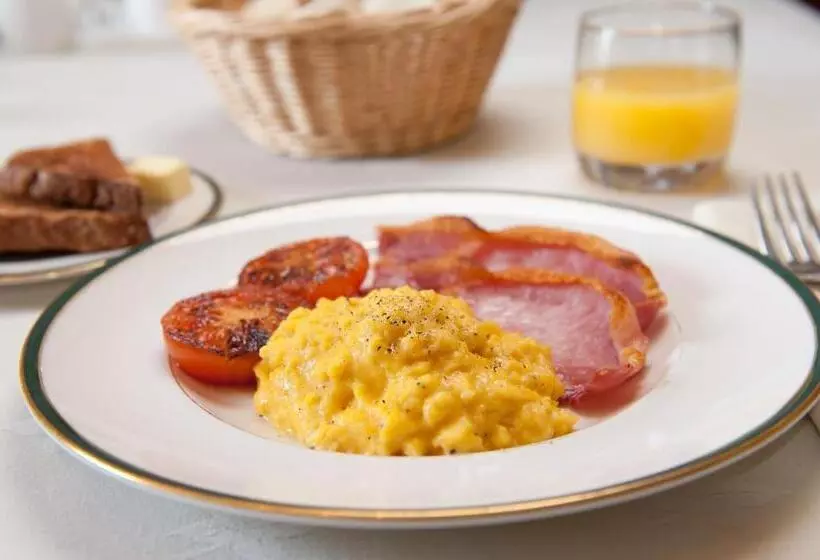 Aamiaismajoitus (B&B) Beera Farmhouse