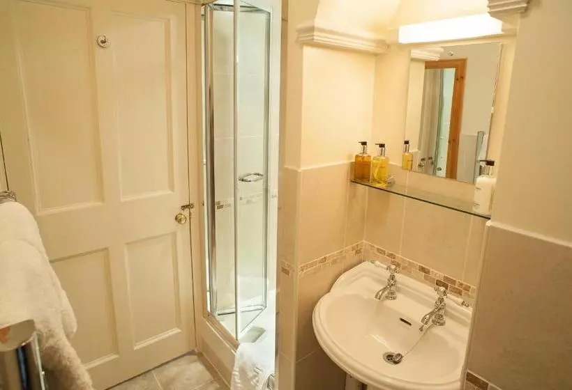 Aamiaismajoitus (B&B) Beera Farmhouse