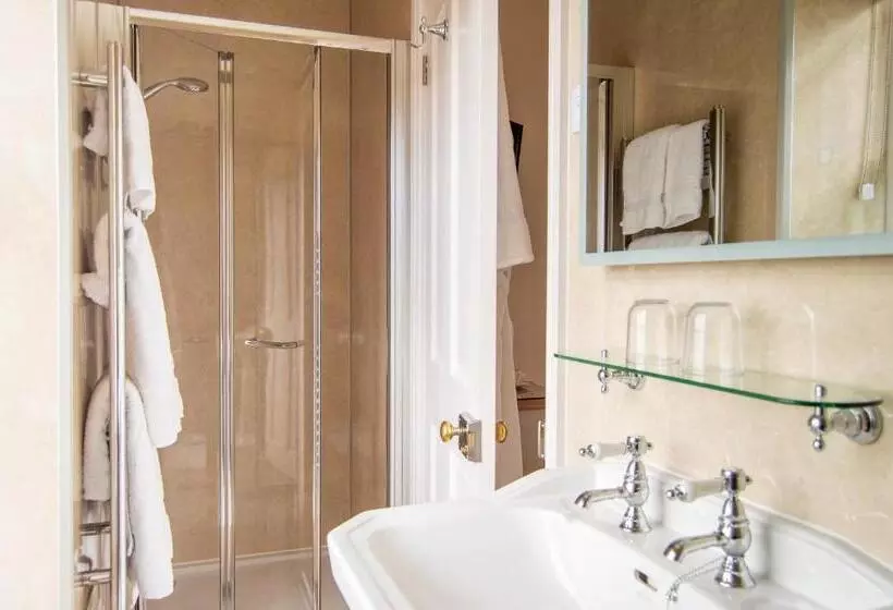 Aamiaismajoitus (B&B) Beera Farmhouse