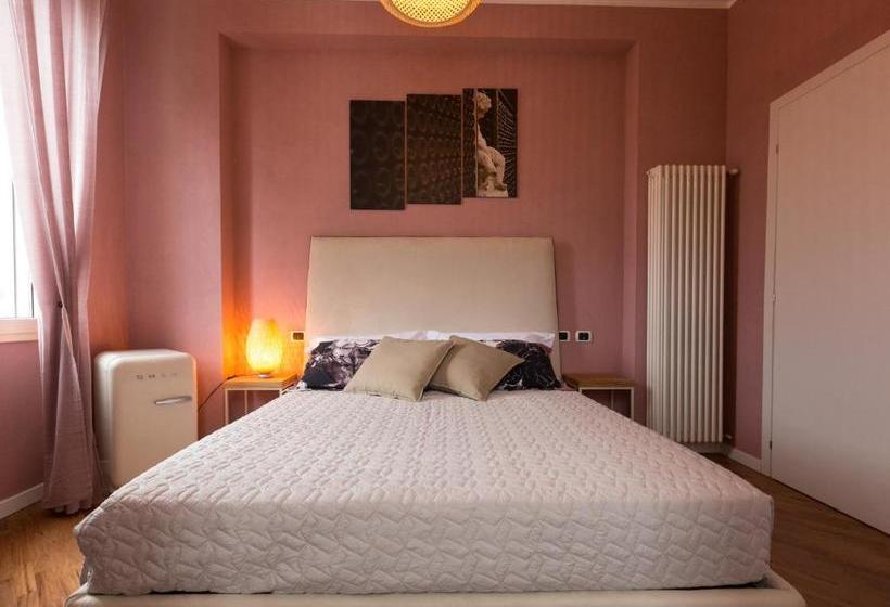 ベッドアンドブレックファースト Agriturismo Oinoe