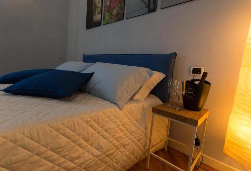 ベッドアンドブレックファースト Agriturismo Oinoe