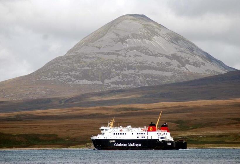 Aamiaismajoitus (B&B) Orsay House