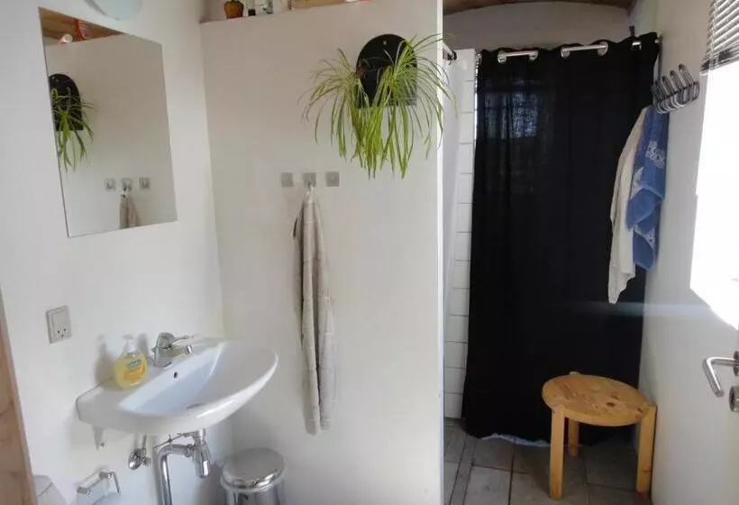 Aamiaismajoitus (B&B) Nordkap Farm Holiday & Hostel