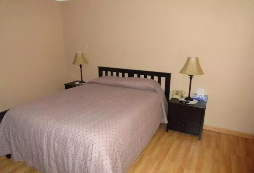 Elm Tree Motel