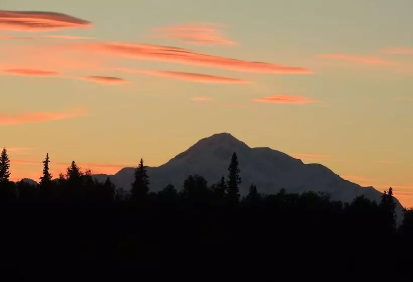 Falcon S Nest Bed & Breakfast