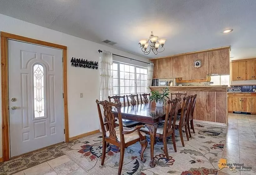 Falcon S Nest Bed & Breakfast