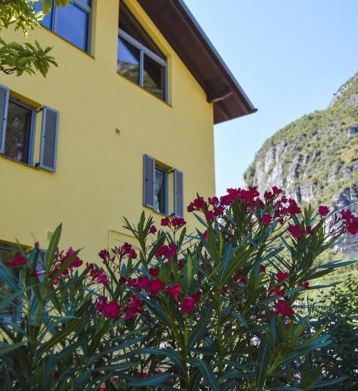 ホテル Agriturismo La Casa Gialla