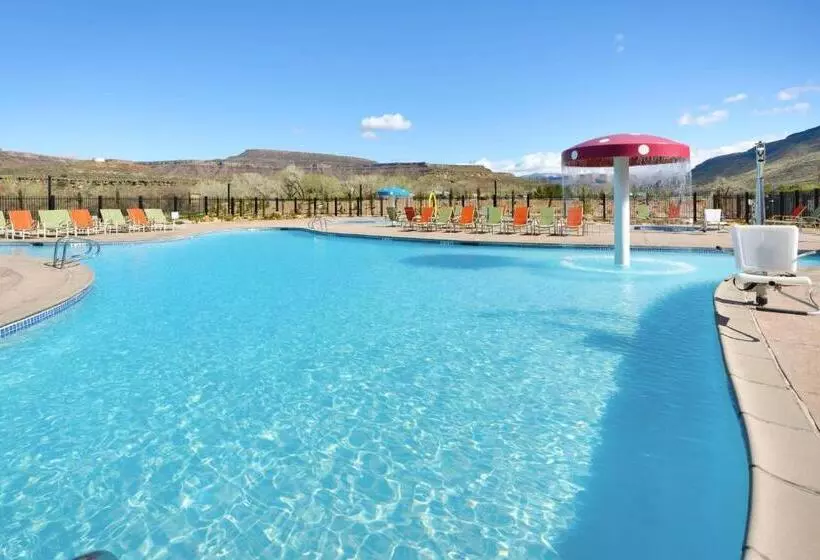 Hotelli Fairfield Inn & Suites By Marriott Virgin Zion National Park