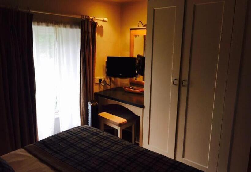 ホテル Mason S Arms