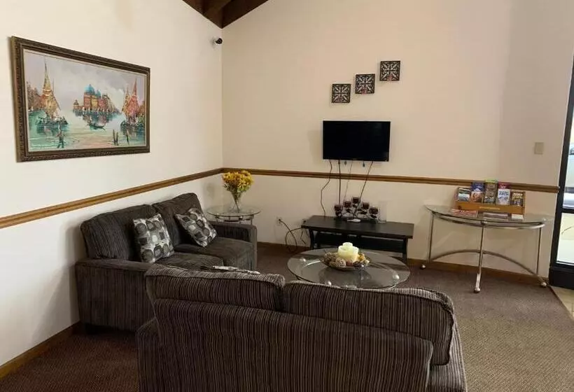 Motelli Owensville Inn