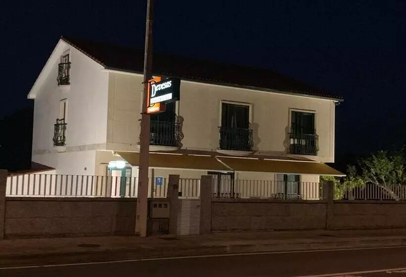 ペンション Hostal Devesas