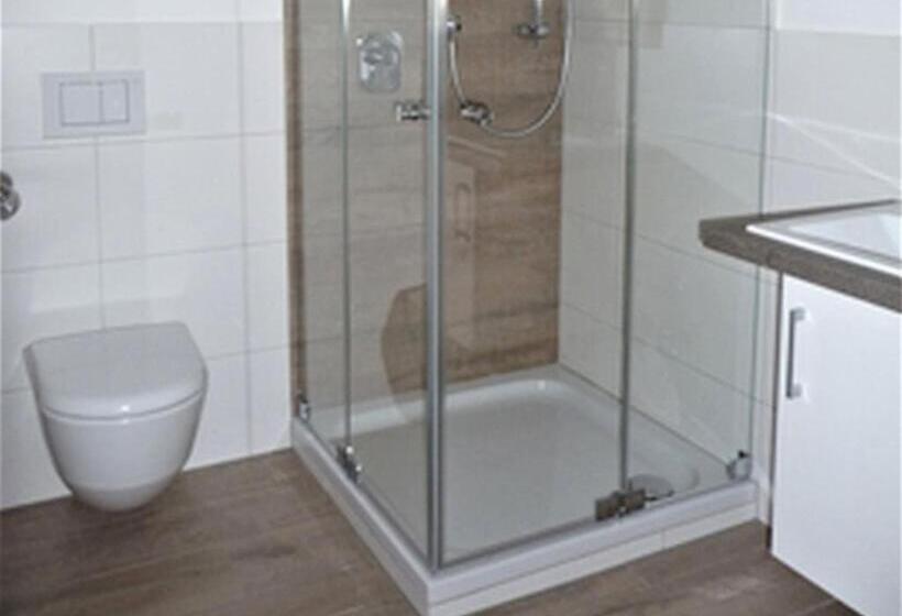 Albergue Gästehaus Reischmann