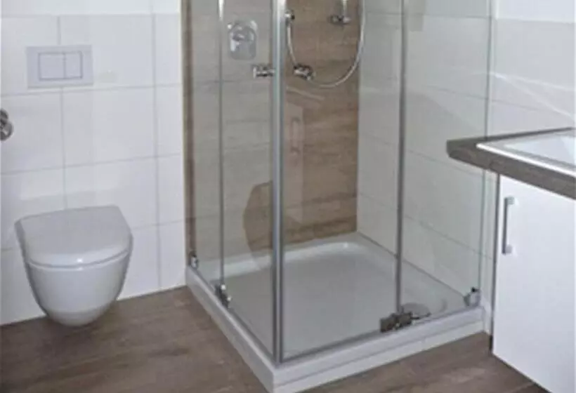 Retkeilymaja Gästehaus Reischmann