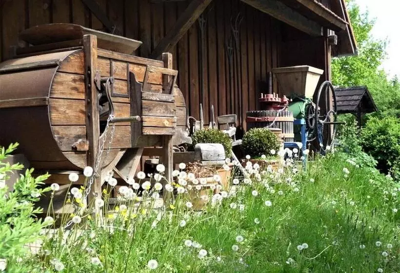 Retkeilymaja Gästehaus Reischmann