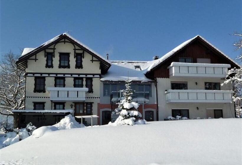 Albergue Gästehaus Reischmann