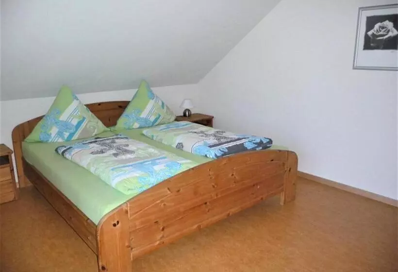 Retkeilymaja Gästehaus Reischmann