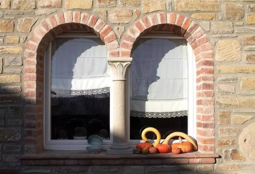 Aamiaismajoitus (B&B) Casa Tarò