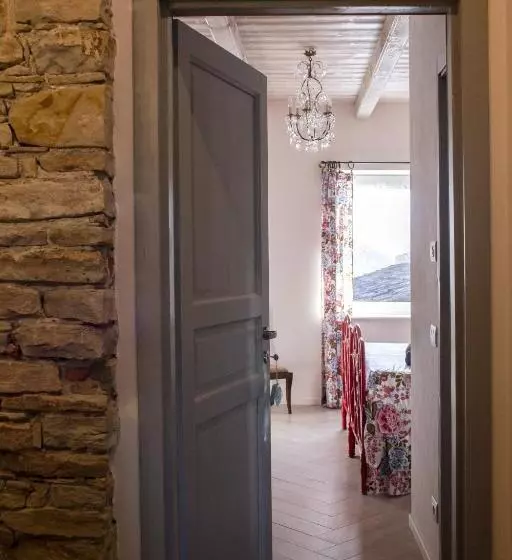 Aamiaismajoitus (B&B) Casa Tarò