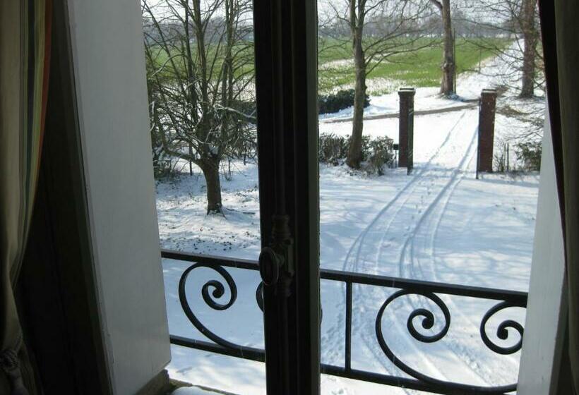 مبيت وإفطار Château De Launay