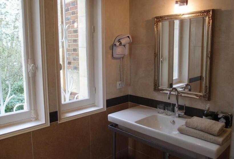 مبيت وإفطار Château De Launay