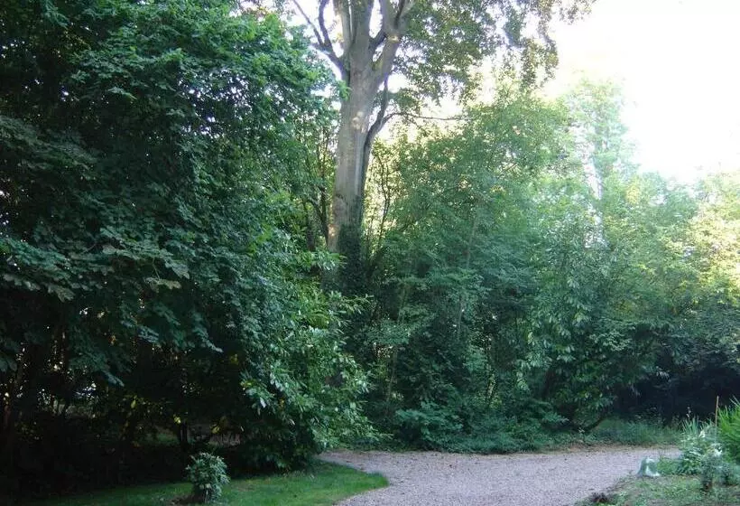 ベッドアンドブレックファースト Château De Launay