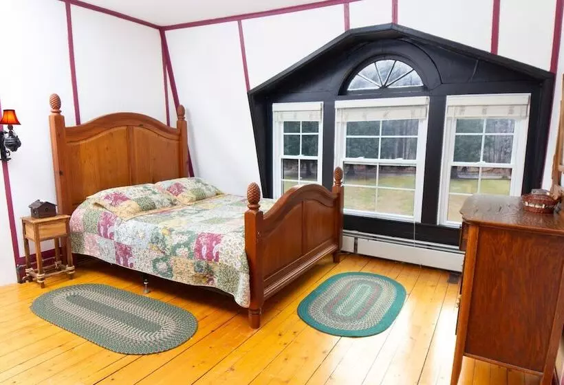 Aamiaismajoitus (B&B) Trails End Inn