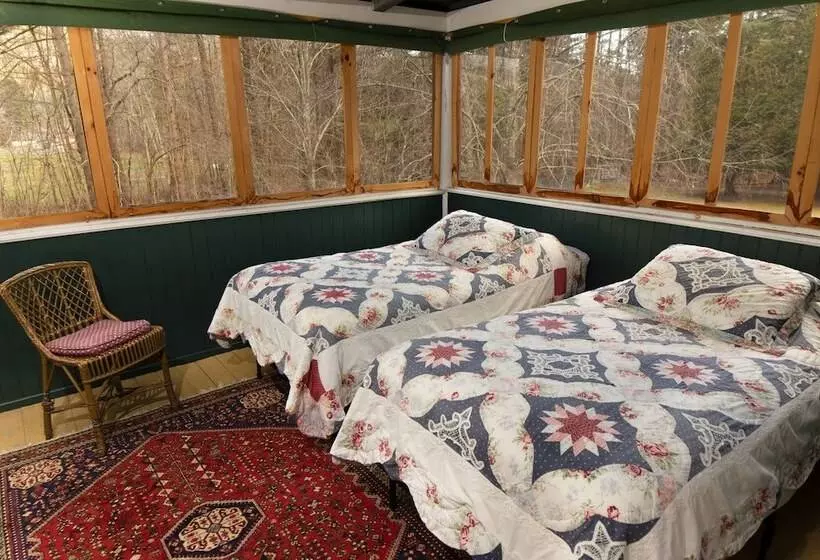 Aamiaismajoitus (B&B) Trails End Inn