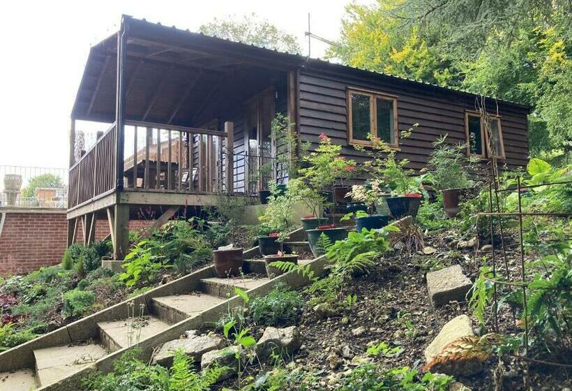 민박 Woodland Views