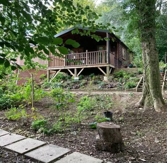 Aamiaismajoitus (B&B) Woodland Views